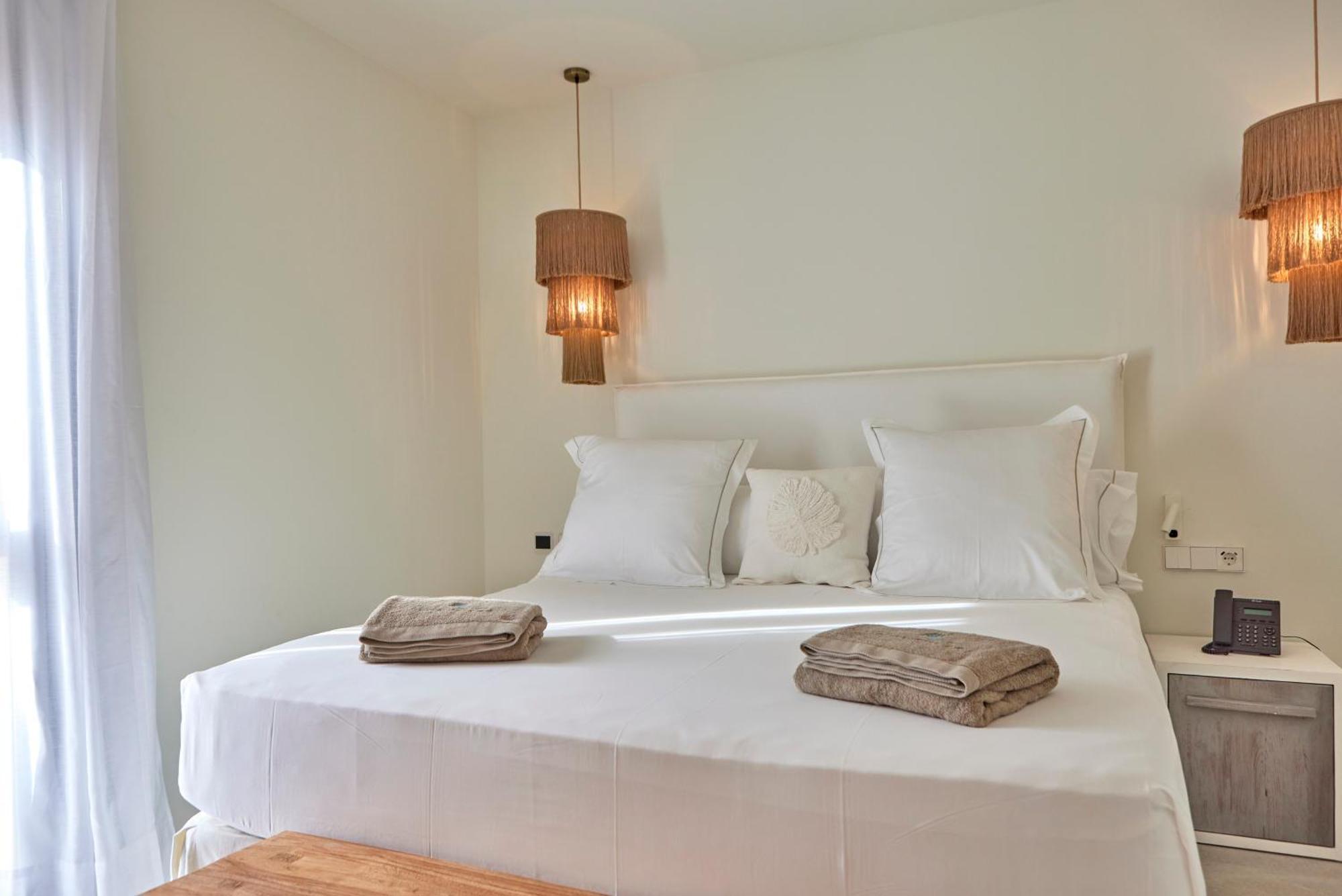 Mar Suites Formentera By Universal Beach Hotels Es Pujols Zewnętrze zdjęcie